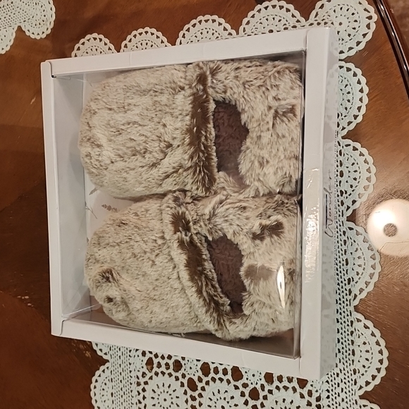 Aromatheraphy Slippers Size 6 to 10 - Picture 1 of 6